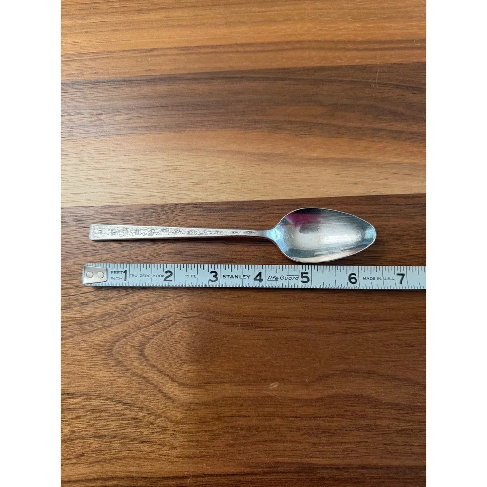 VTG 1847 Rogers Bros Silver Lace Silverplate Teaspoons Set of 7 Floral Scroll